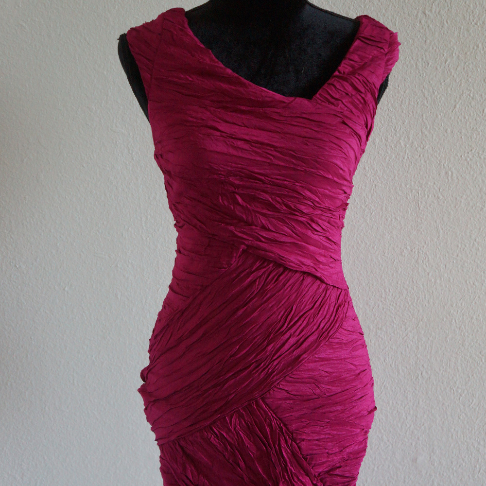 Daisy bodycon pink dress M